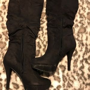Women suede heel boots size 8.5